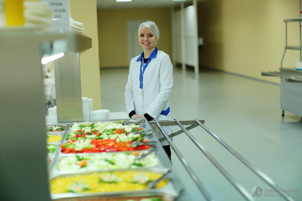 Шведский стол в армии-1