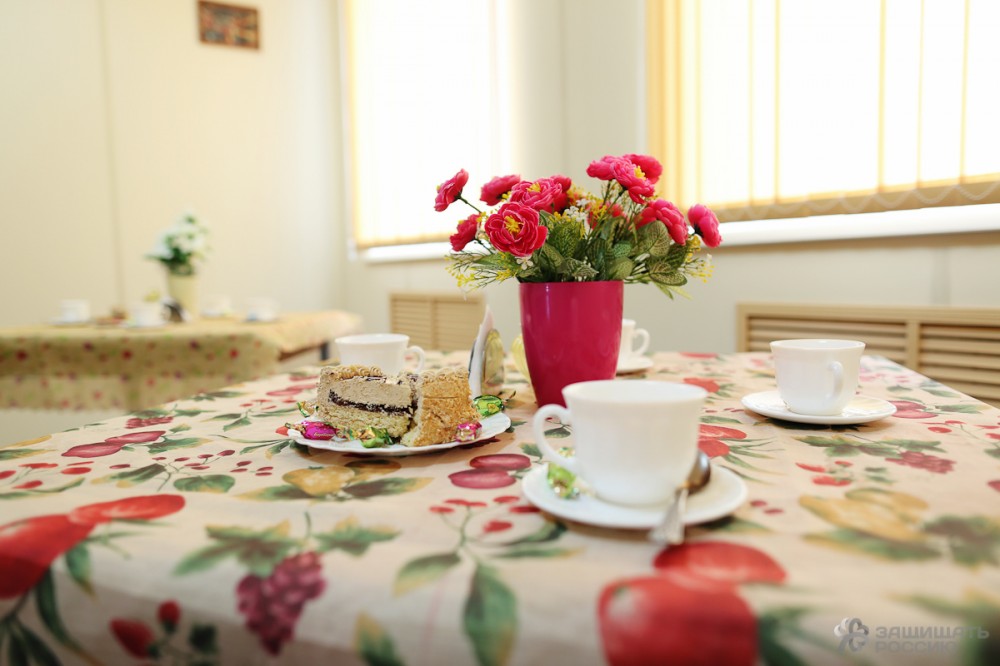 Шведский стол в армии-12