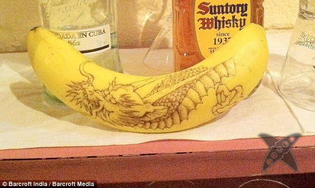 Рисунки на бананах