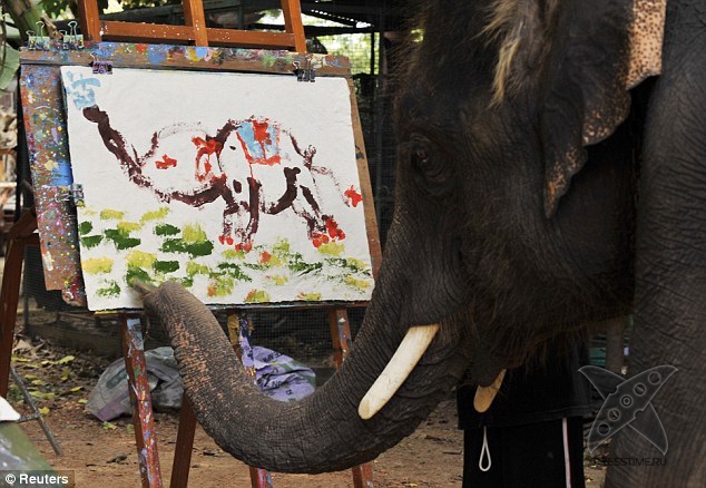 Слон-художник