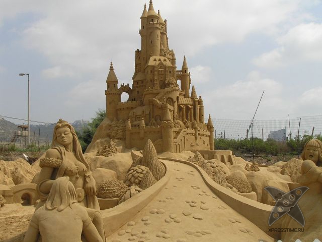 Замки из песка
