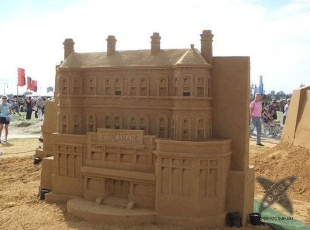 Замки из песка