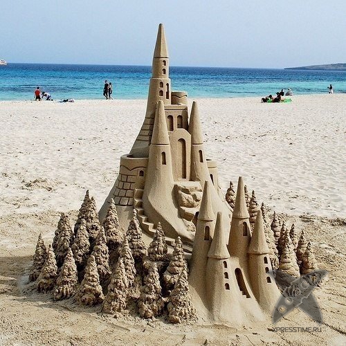 Замки из песка