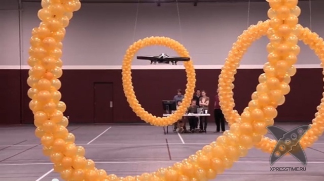 Квадрокоптером научились управлять силой мысли