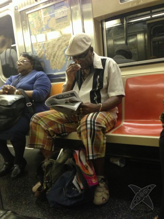 Модники в метро