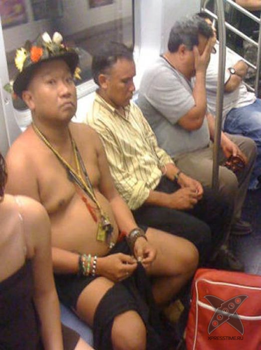 Модники в метро