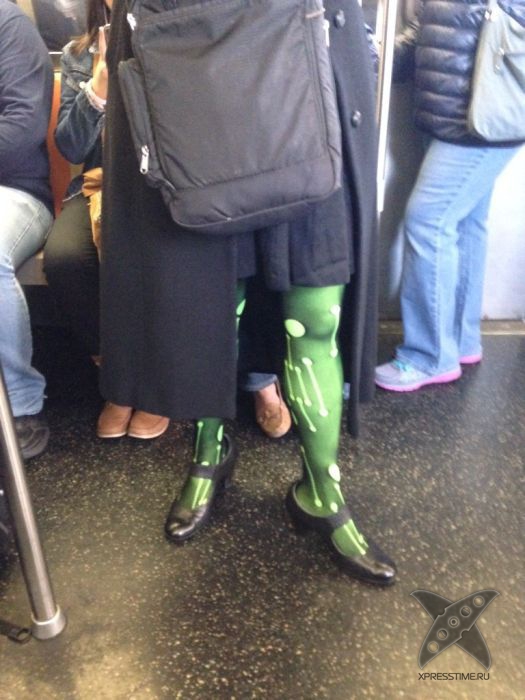 Модники в метро