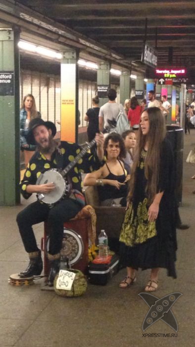 Модники в метро