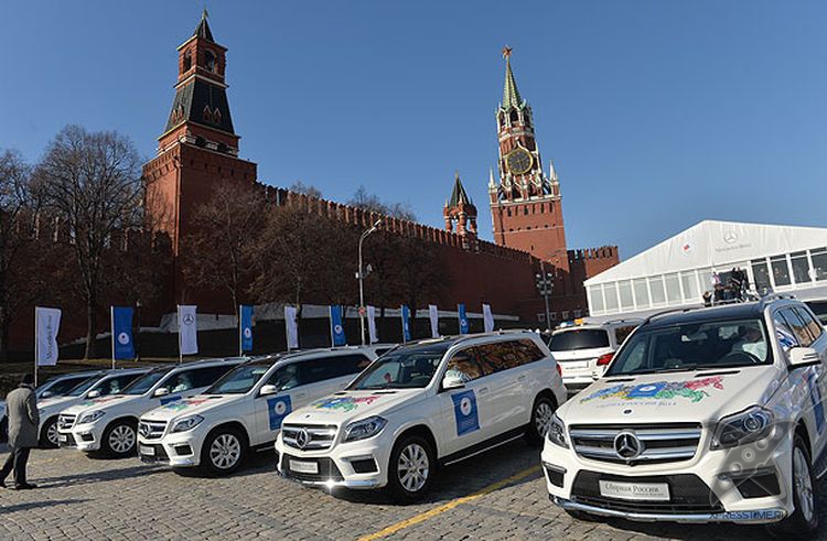 Олимпийские чемпионы получили мерседесы