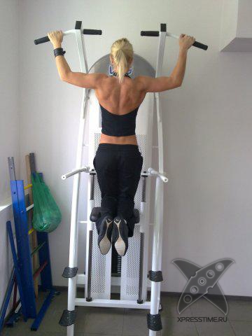 Если повнимательнее заглянуть в зал