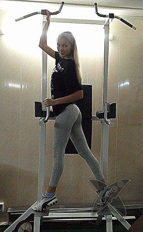 Если повнимательнее заглянуть в зал