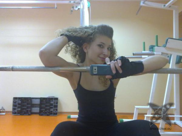 Если повнимательнее заглянуть в зал