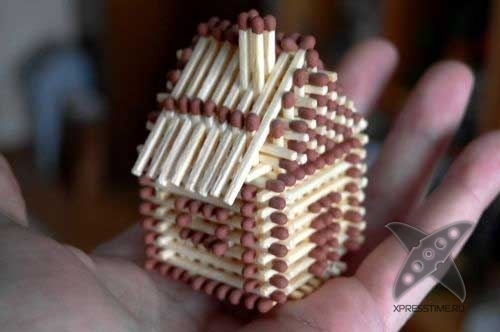 Делаем домик из спичек