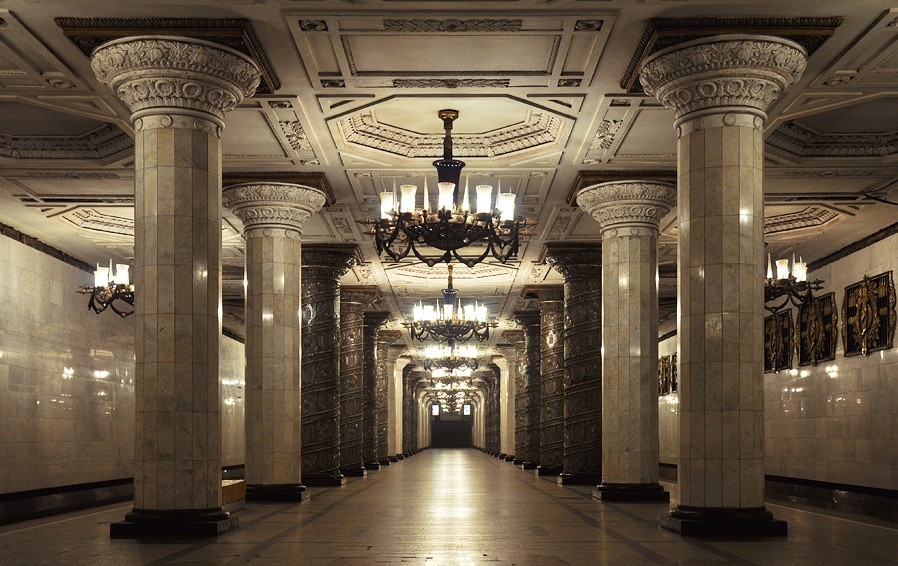 Самые красивые в мире станции метро-10