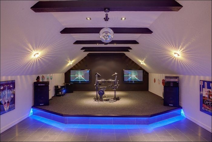 Обычный домик за 320000 долларов-12