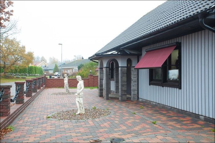 Обычный домик за 320000 долларов-19