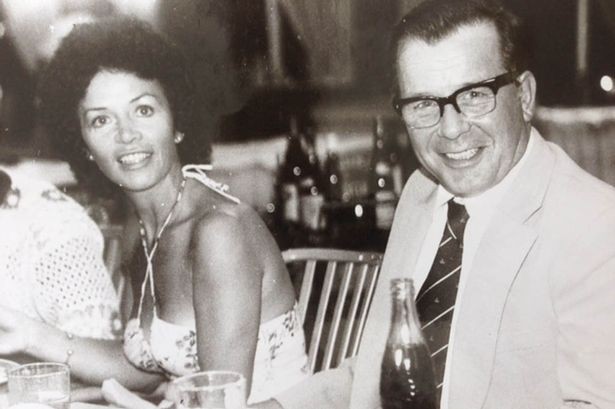 73-летняя британка помолодела на 20 лет-2