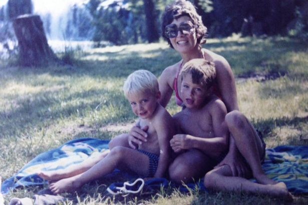 73-летняя британка помолодела на 20 лет-7