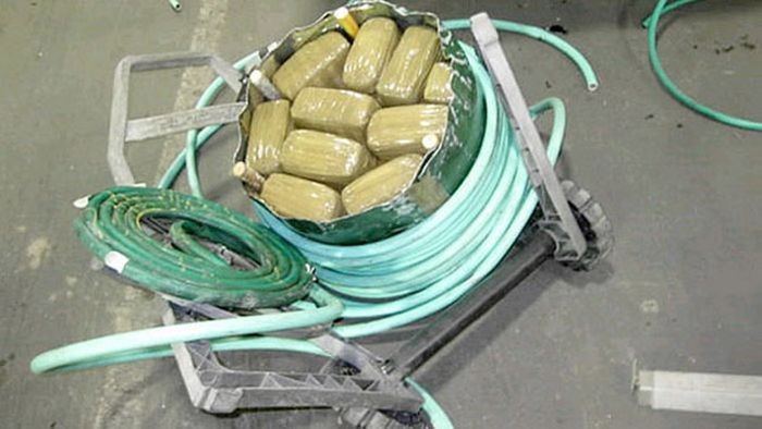Изобретательность контрабандистов-3