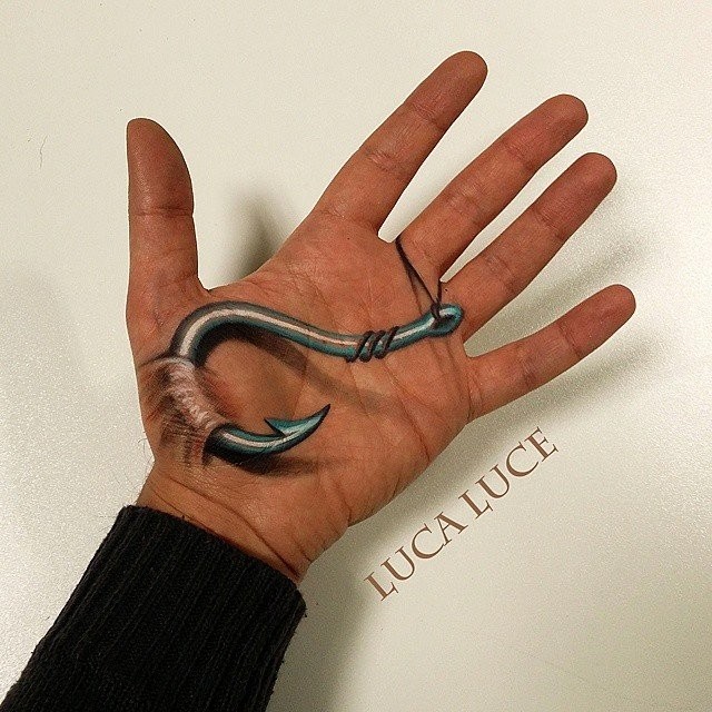 3D рисунки на ладони-4