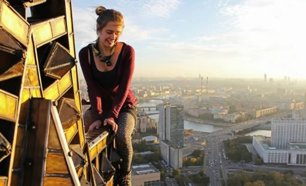 9 людей, которые умерли от селфи-4