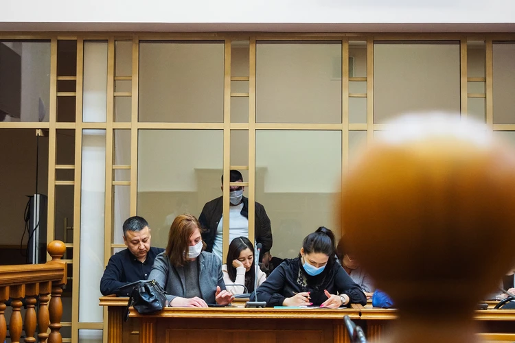 Имомов самый старший, ему 33 года.