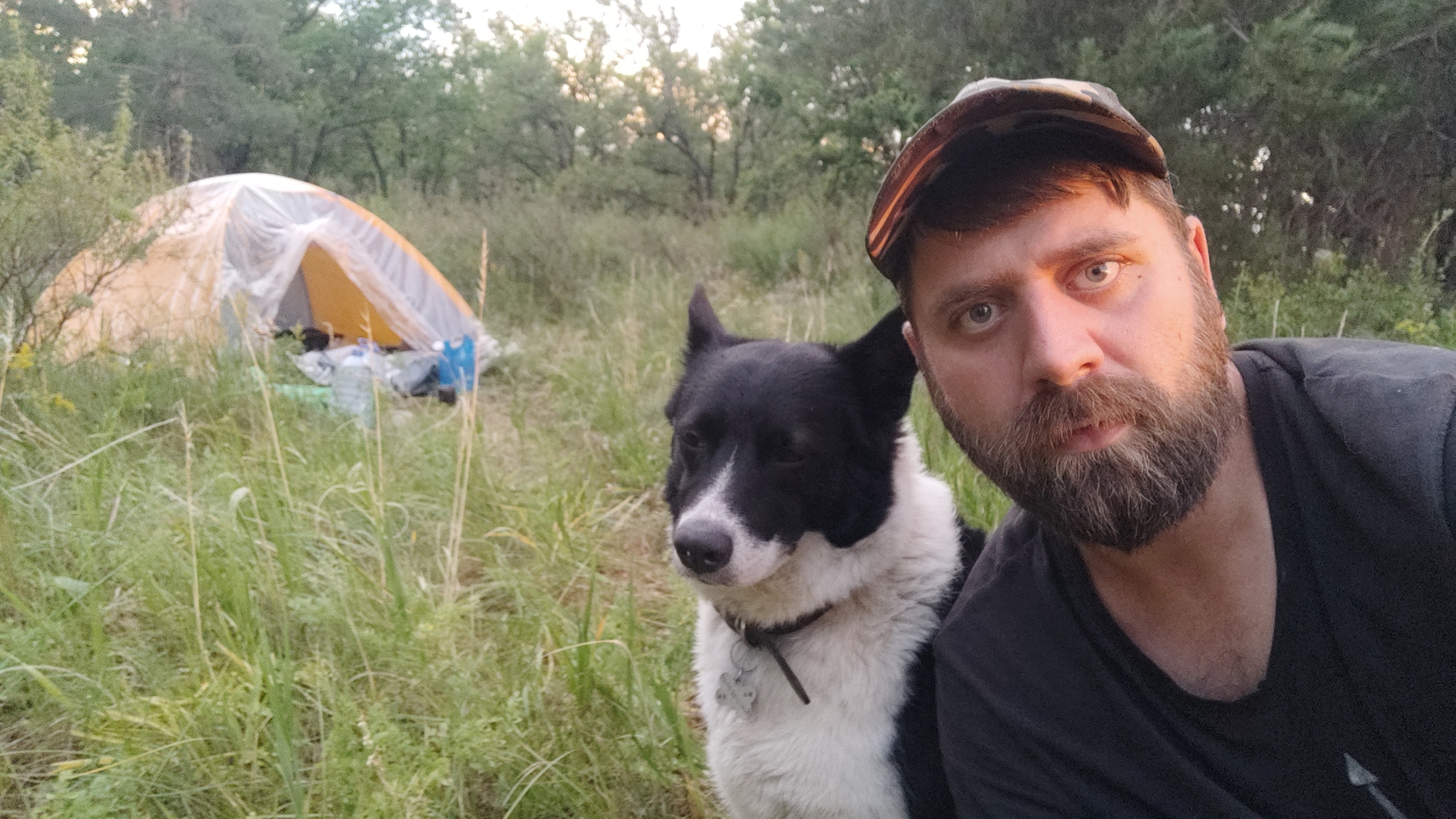 Борода была намного меньше. Здесь мы первые дни в пути