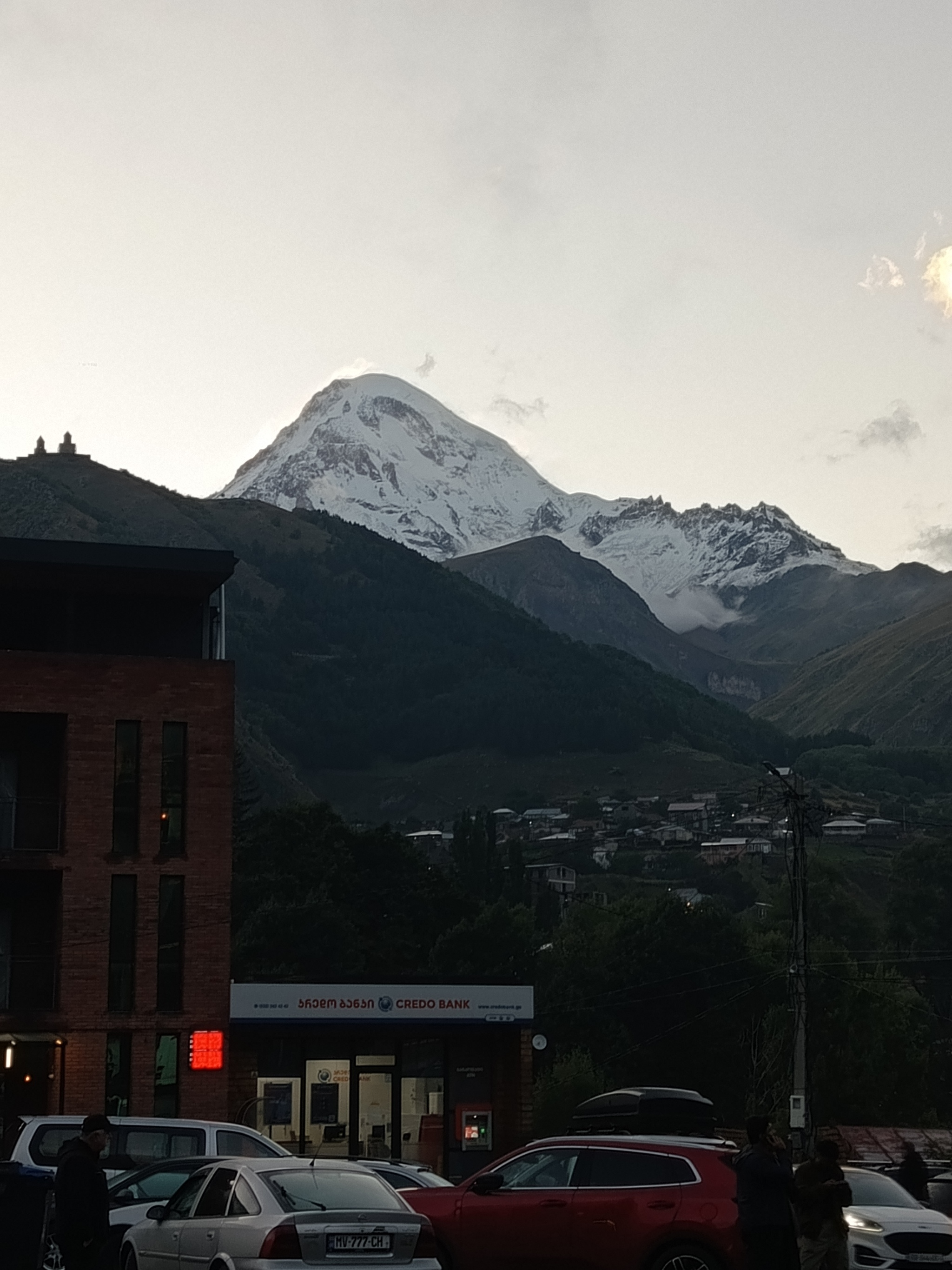 Вид на Казбек из Степанцминды