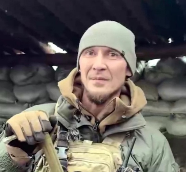 «Булчут» позывной (охотник по якутски) - старший штурмовой группы батальона спецназа «Ахмат»