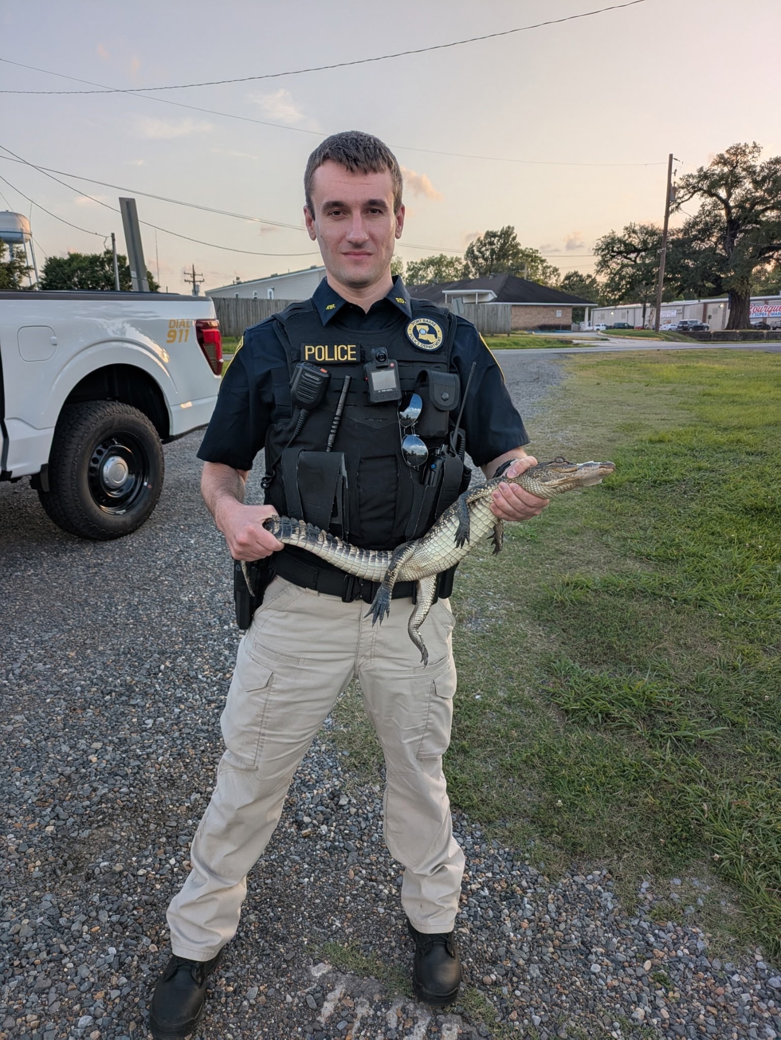 Поймали опасного преступника!