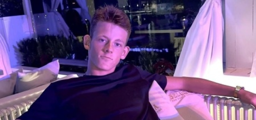 Вот он, папкина «отрада и гордость»