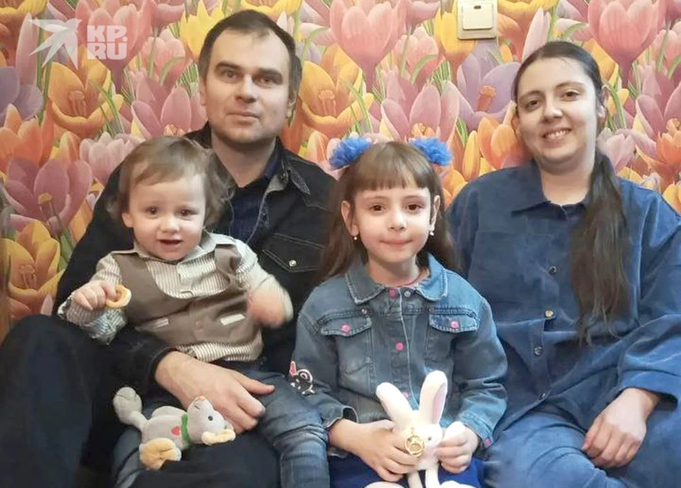 Семья коренного жителя Сердобска Максима Курмашина, который остался без заветного угла от государства. Фото: Владимир ВОРСОБИН